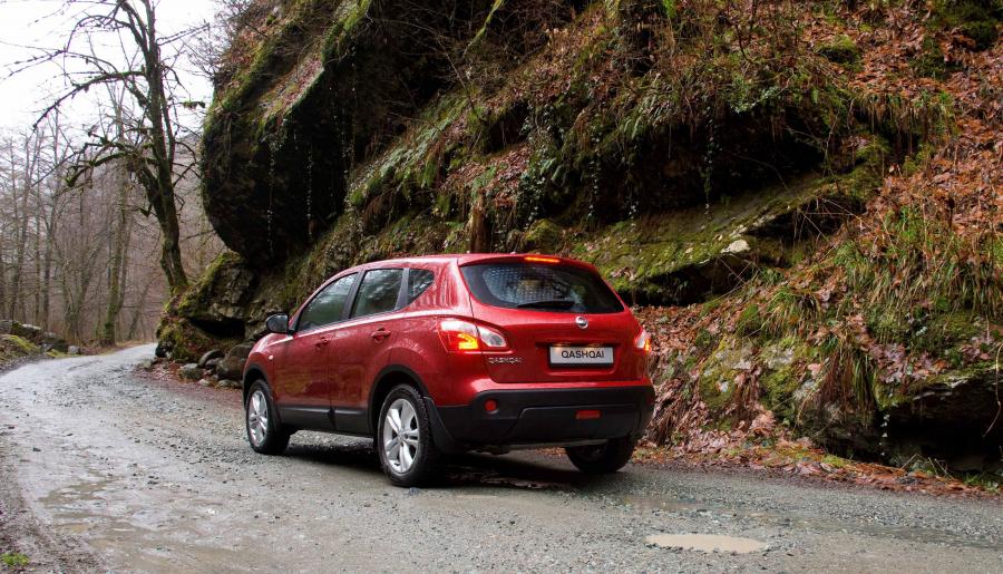  Nissan Qashqai 2010 года  (фото 34 из 204)
